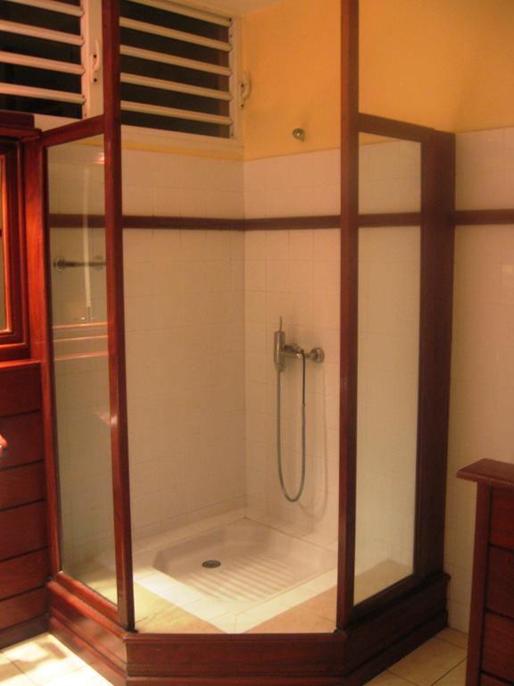 Le Diwali Hotel Sainte-Anne  Phòng bức ảnh
